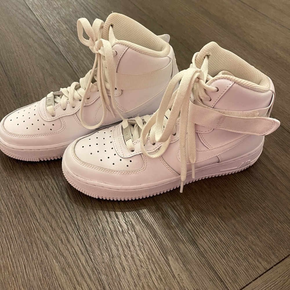 Nike Air Force 1 High Top Youth 6/Womens 7.5